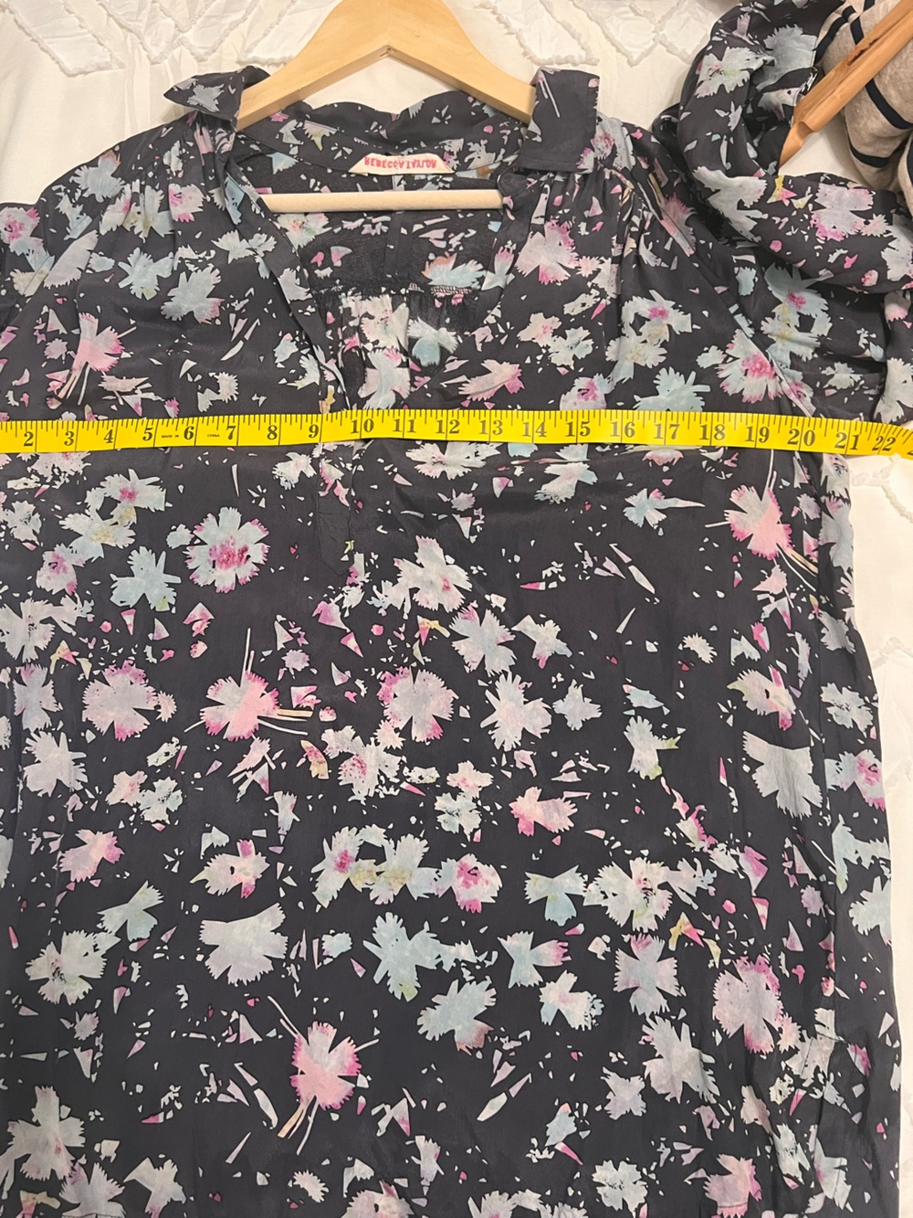 Rebecca Taylor Black Floral V-Neck Blouse with Pink and White Accents - Picture 8 of 9